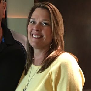 Meet your Posher, Jannifer